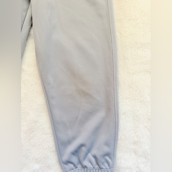 Under Armour Kids' Pull Up Pants w/ Belt Loops - Lot of 4 - Medium - Picture 12 of 16